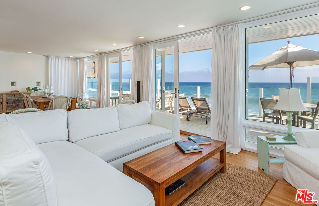 25212 Malibu Rd