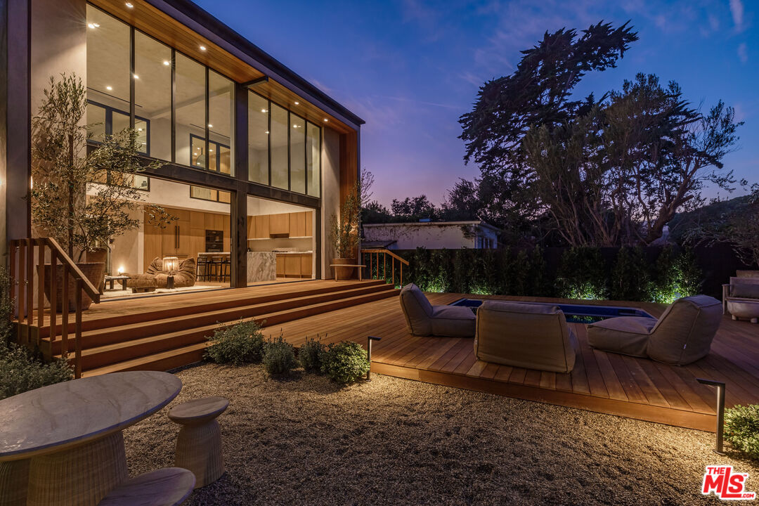 23505 Malibu Colony Rd