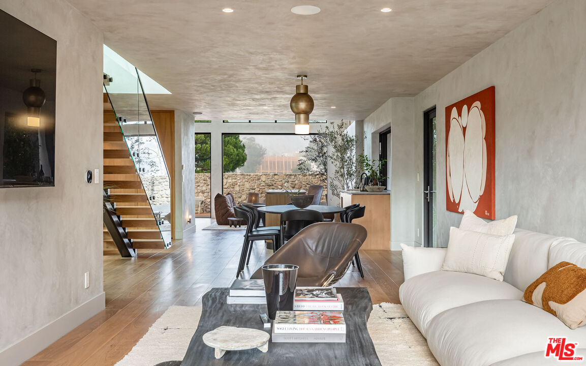 23505 Malibu Colony Rd