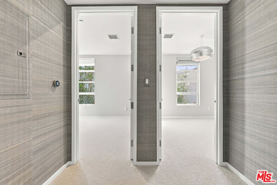 870 Haverford Ave Unit: 202