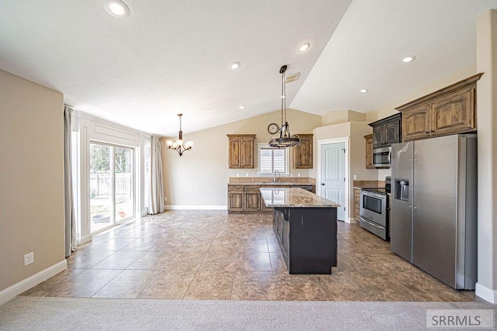 6110 Bryson Lane