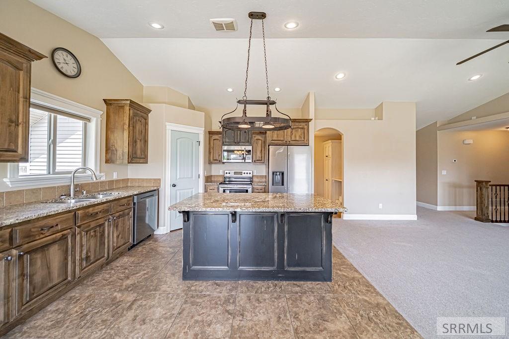 6110 Bryson Lane