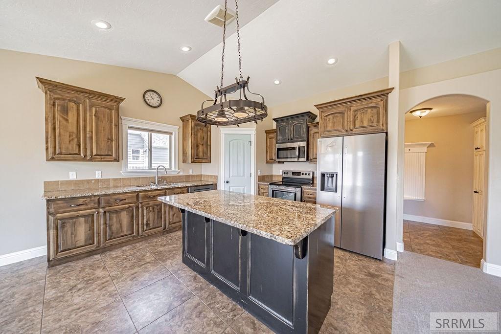 6110 Bryson Lane