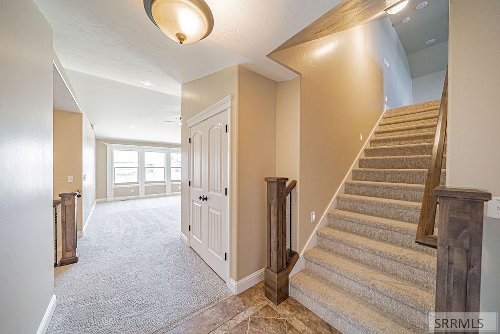 6110 Bryson Lane