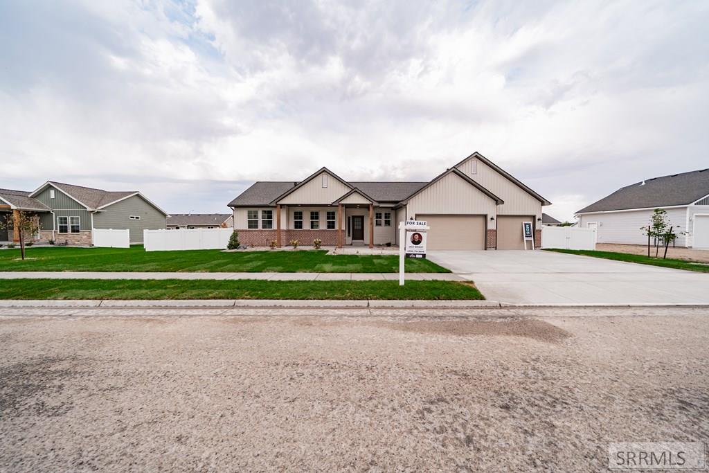 612 Boxwood Drive