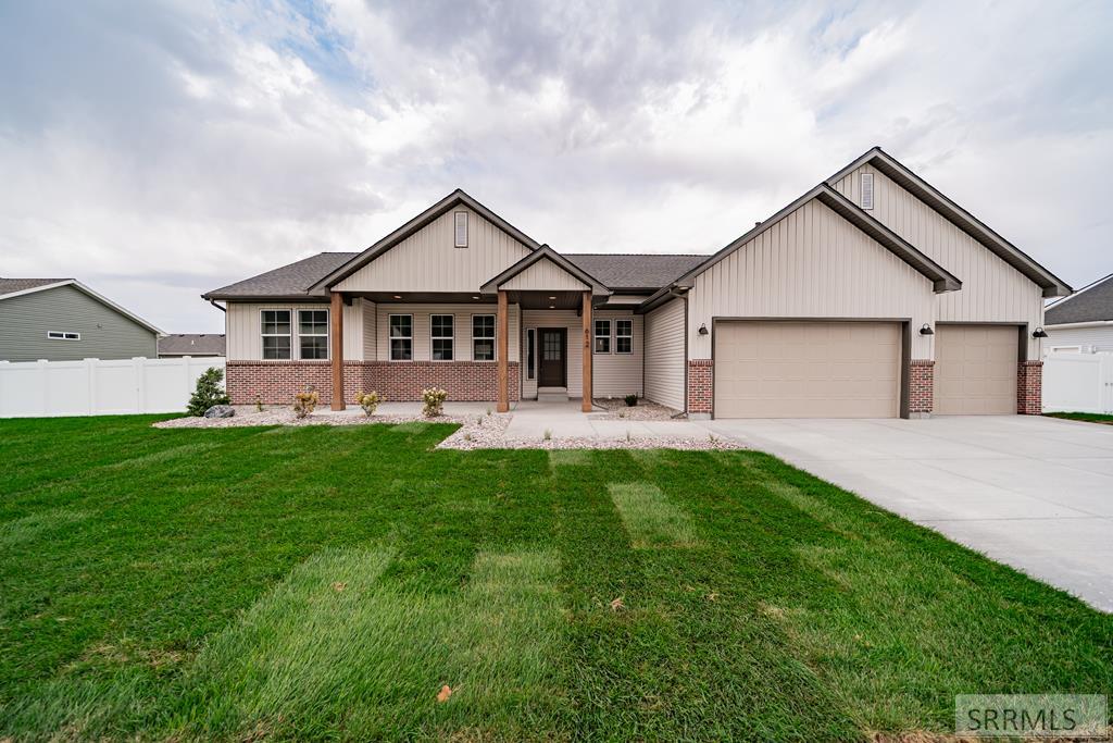 612 Boxwood Drive