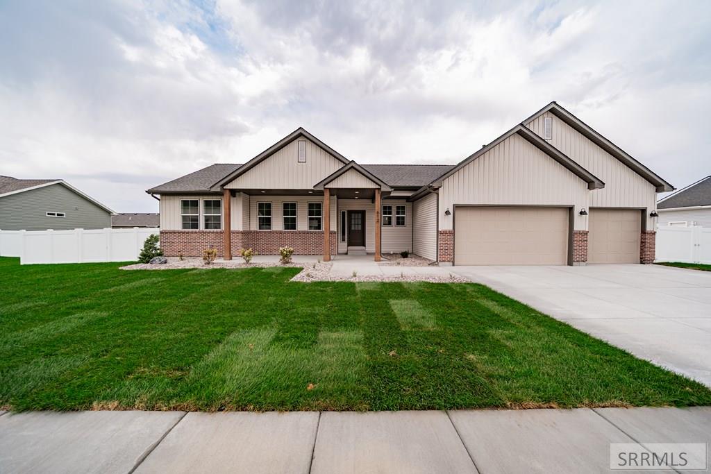 612 Boxwood Drive