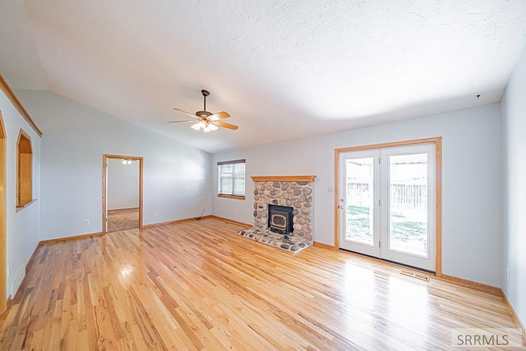 1106 Lowell Drive