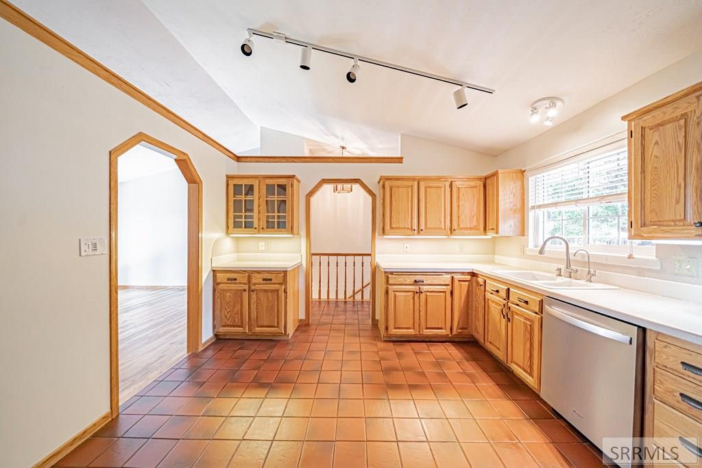 1106 Lowell Drive