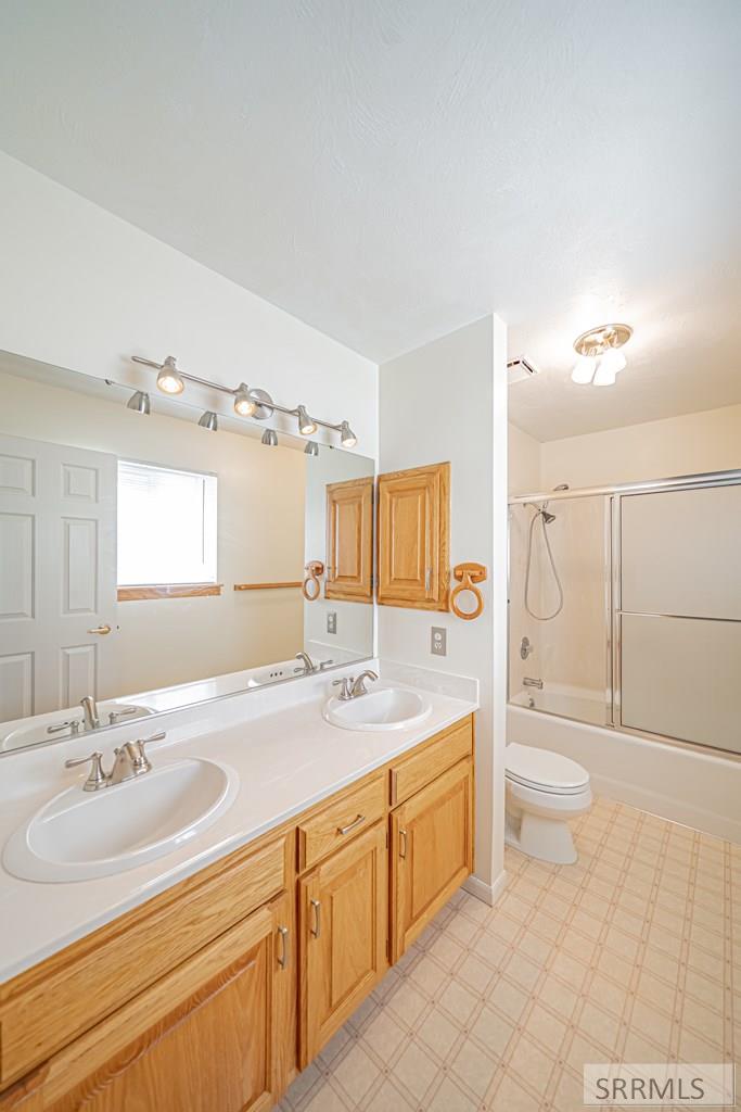 1106 Lowell Drive