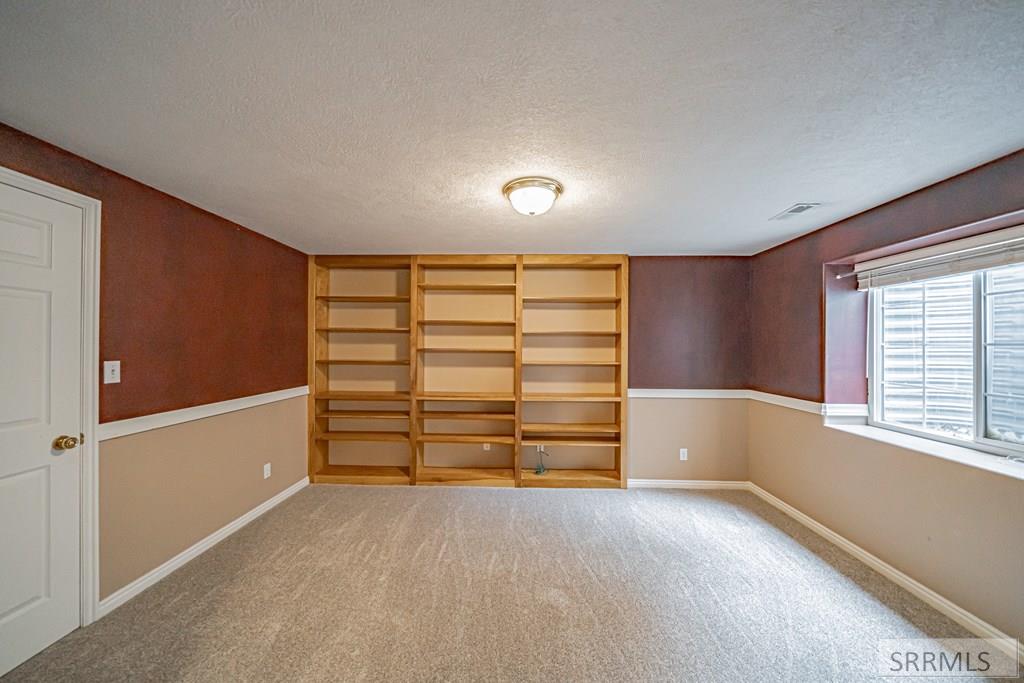 597 Hickory Place