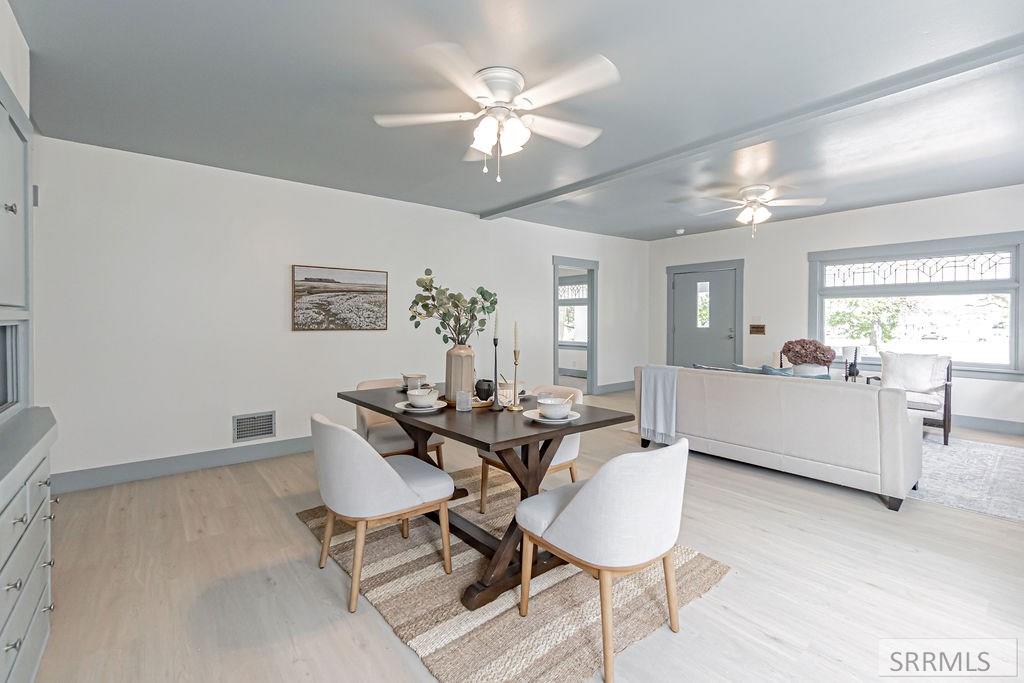 371 W 14th Street
