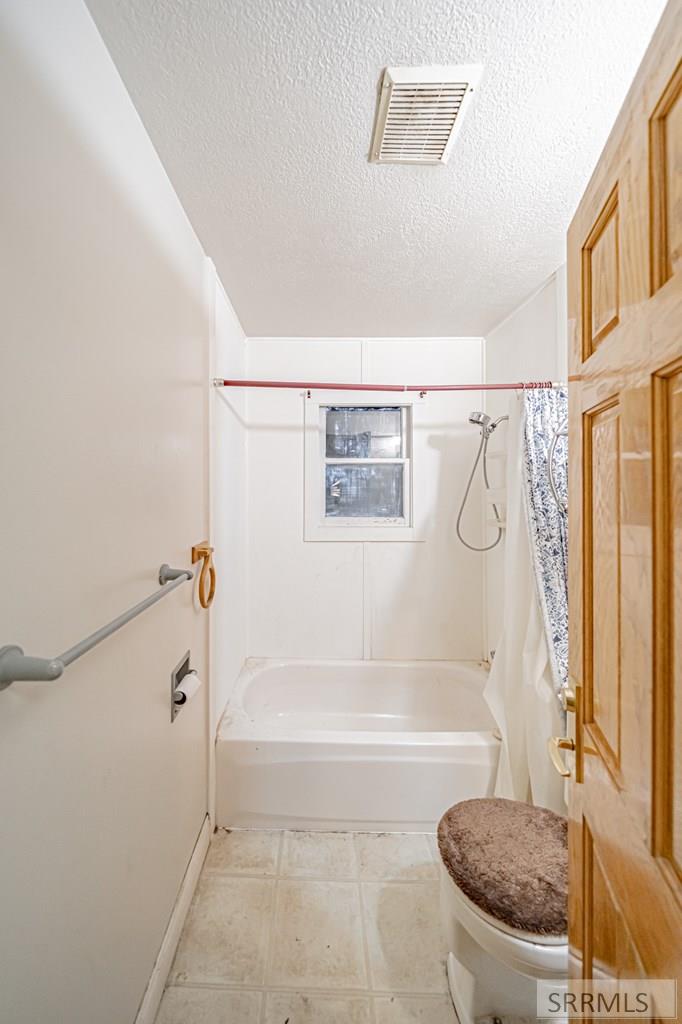 461 Gladstone Street