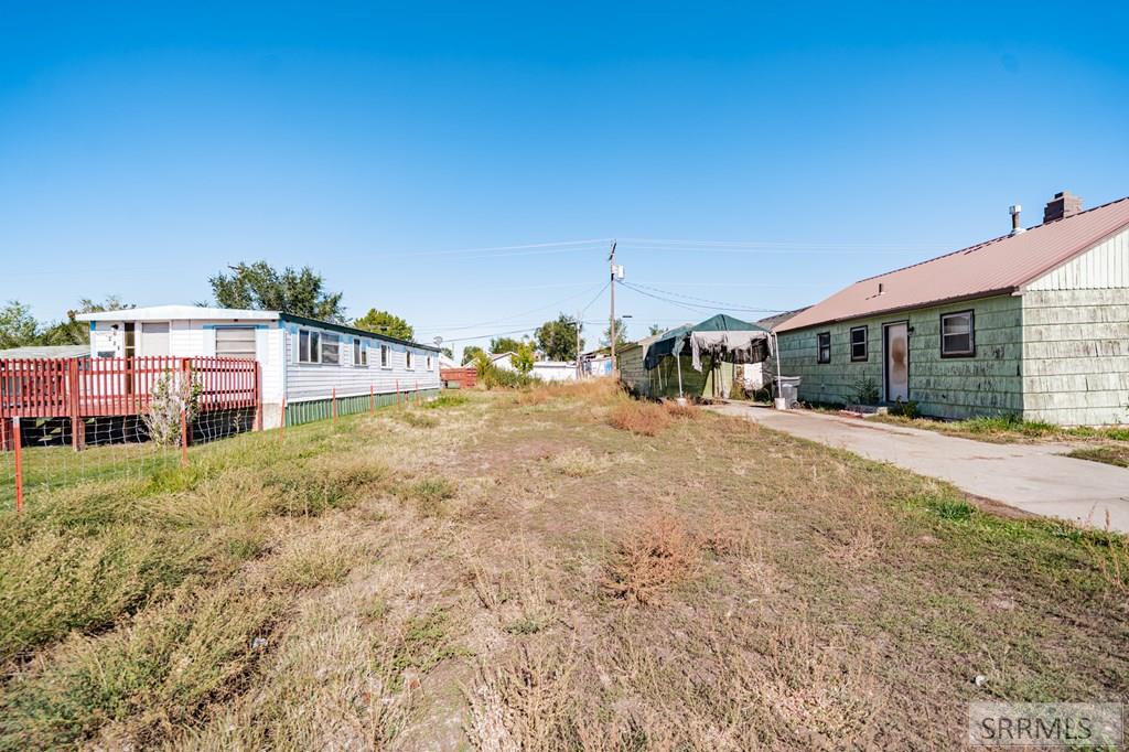 461 Gladstone Street