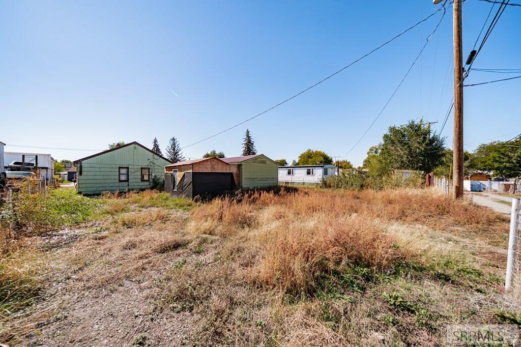 461 Gladstone Street