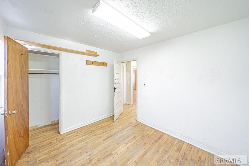 461 Gladstone Street