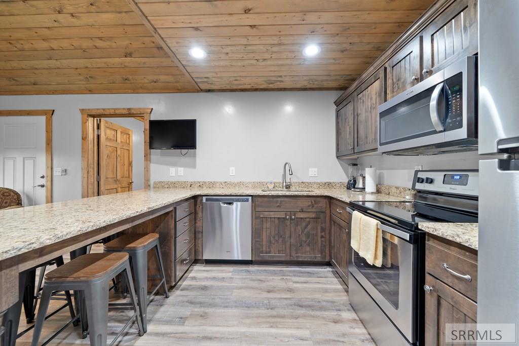 3770 Arctic Fox Drive