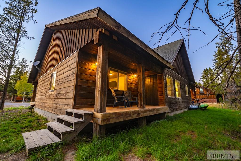 3770 Arctic Fox Drive