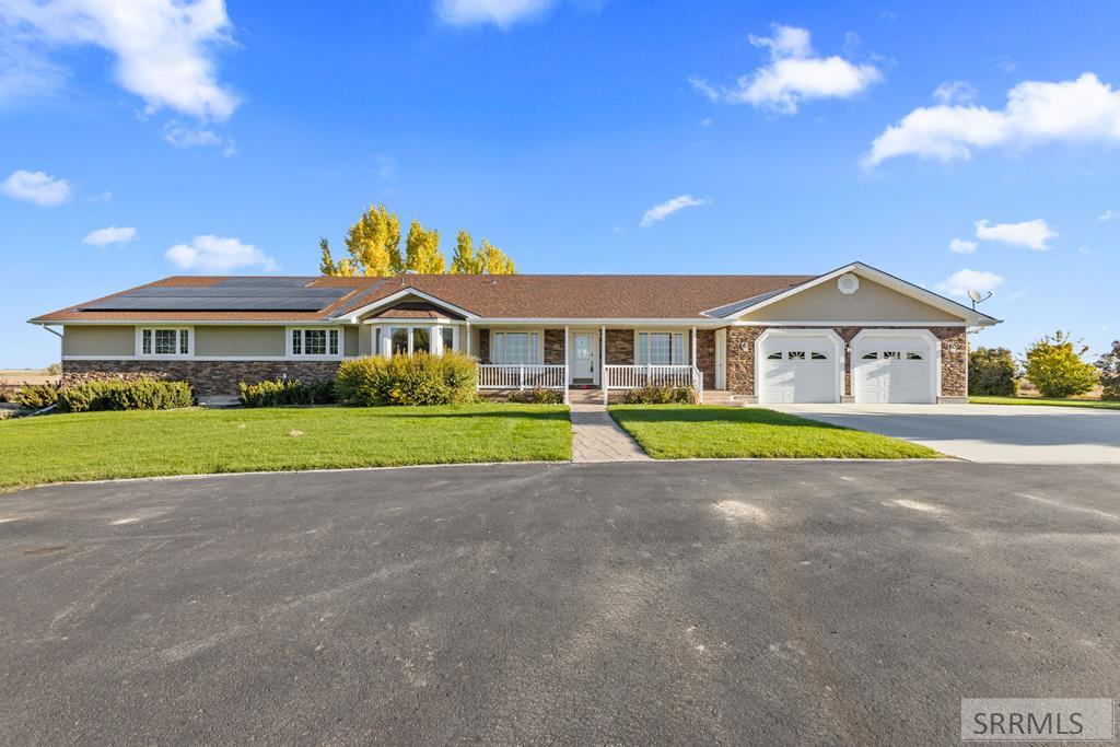 538 E 1250 N, Shelley