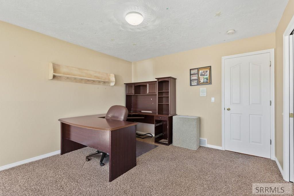 538 E 1250 N, Shelley