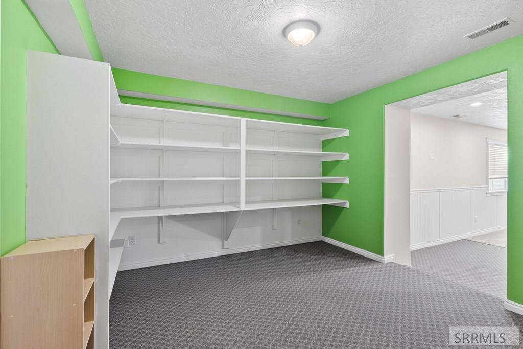 538 E 1250 N, Shelley