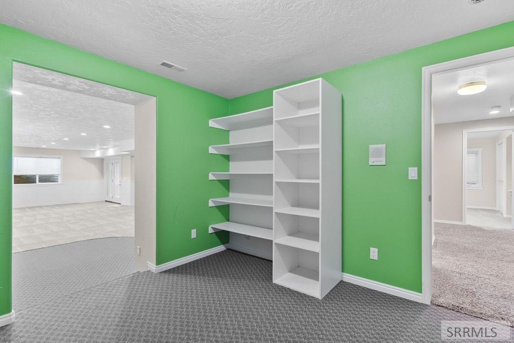 538 E 1250 N, Shelley