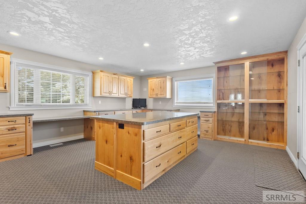 538 E 1250 N, Shelley