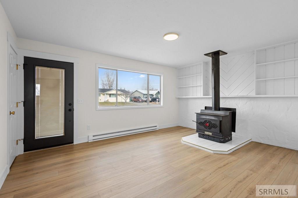 4100 E Greenwillow Lane