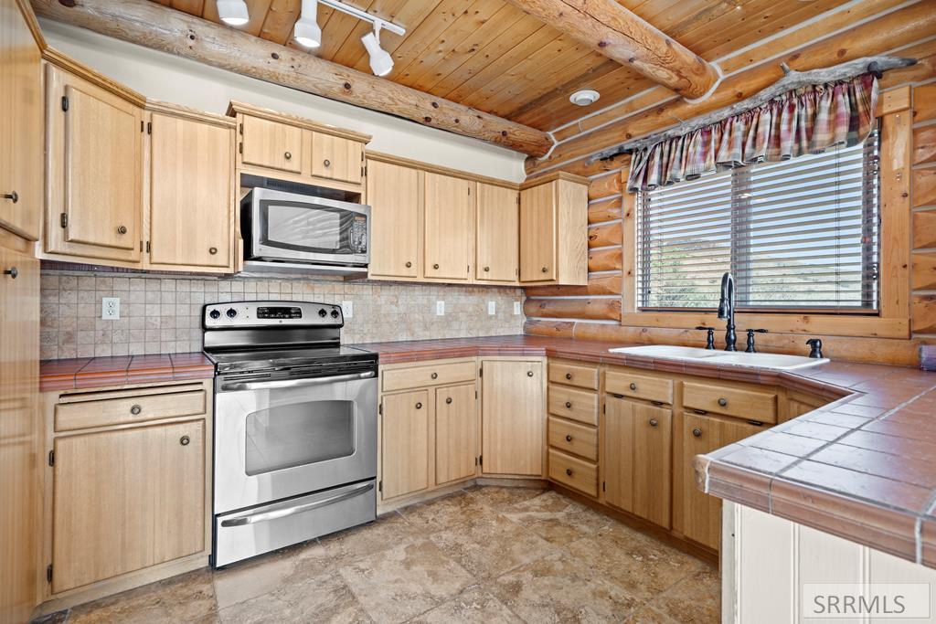 356 Calamity Drive