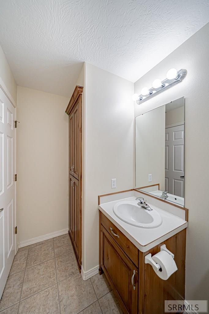 3667 Summit Run Trail