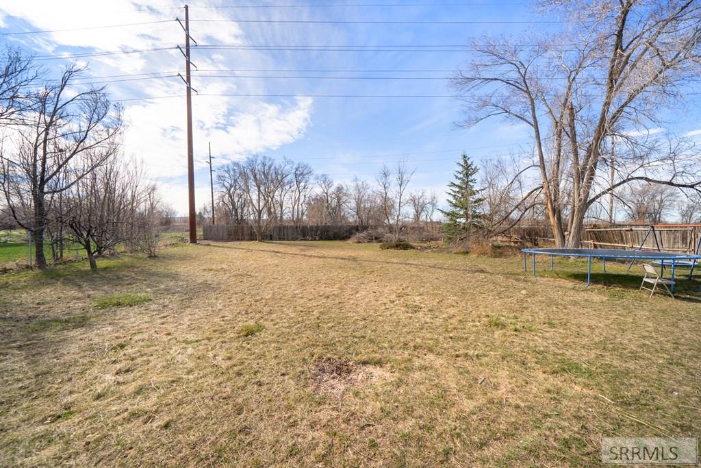 1699 Wagon Wheel Road