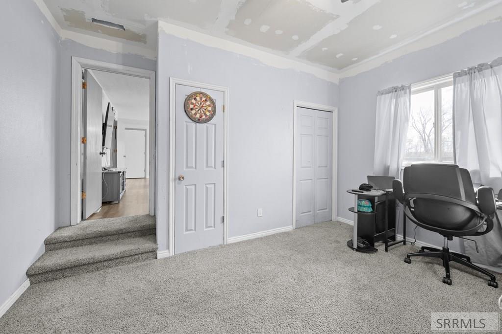 1699 Wagon Wheel Road