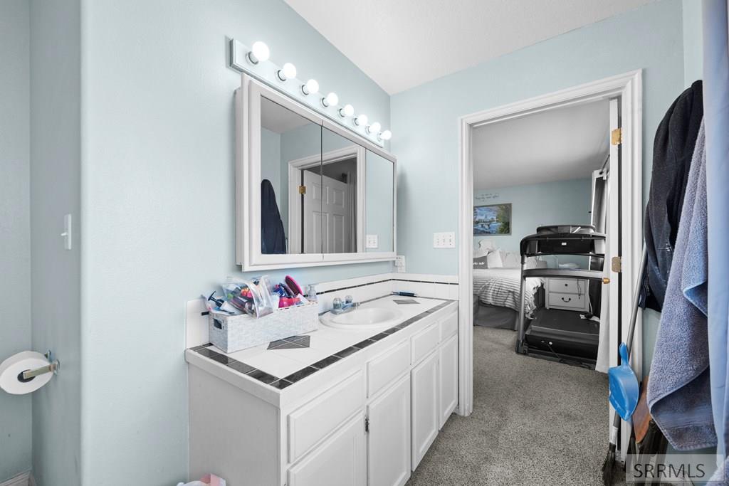 1699 Wagon Wheel Road