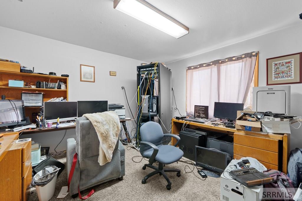 1699 Wagon Wheel Road