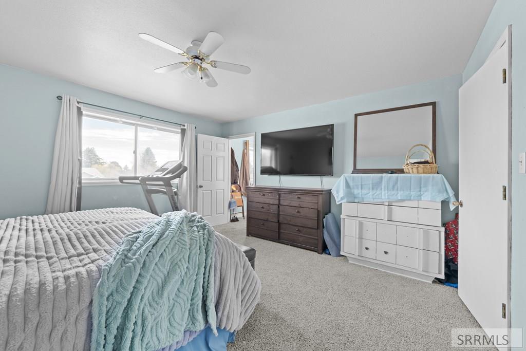 1699 Wagon Wheel Road