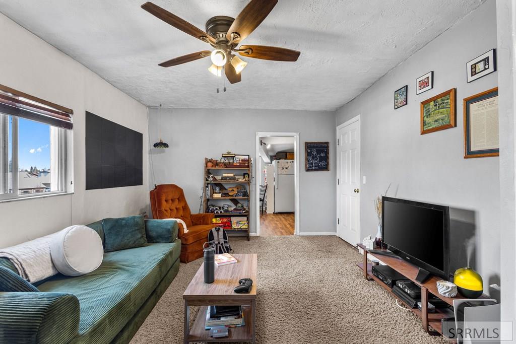 308 E 3rd N # 4 Unit: #1-4