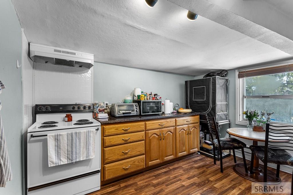 308 E 3rd N # 4 Unit: #1-4