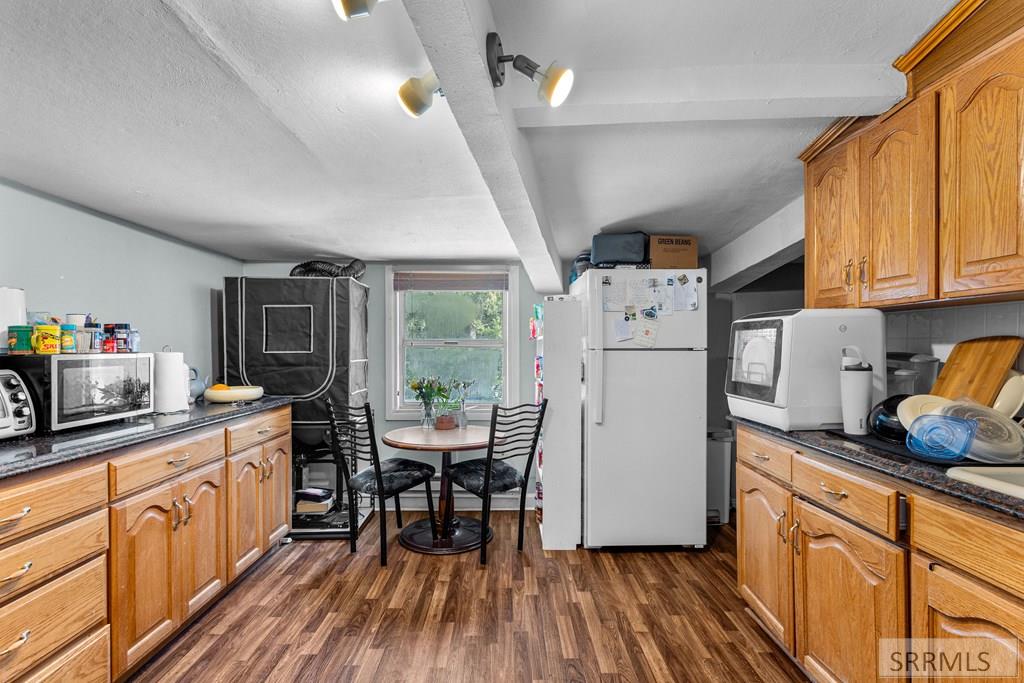 308 E 3rd N # 4 Unit: #1-4