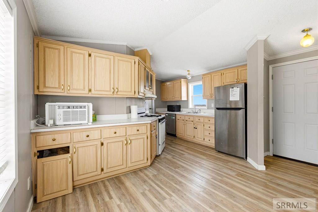 1178 Twin Butte Road