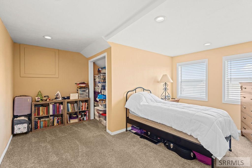 2917 Woodbridge Circle