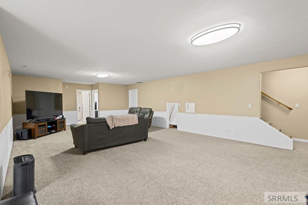 2917 Woodbridge Circle