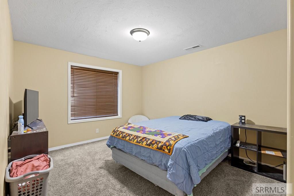 2917 Woodbridge Circle