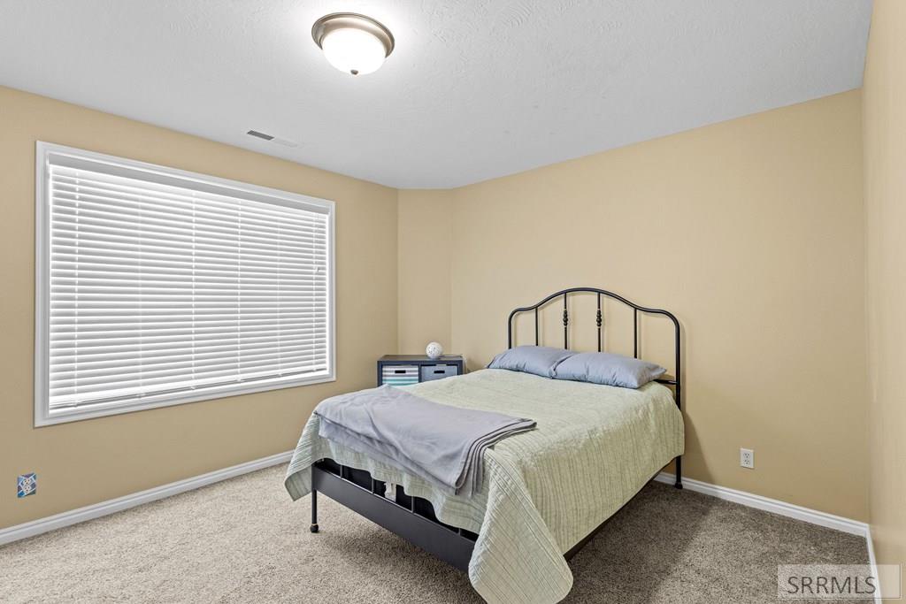 2917 Woodbridge Circle