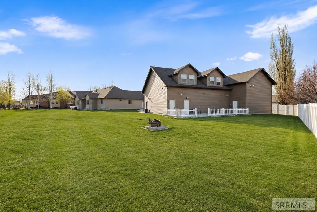 2917 Woodbridge Circle
