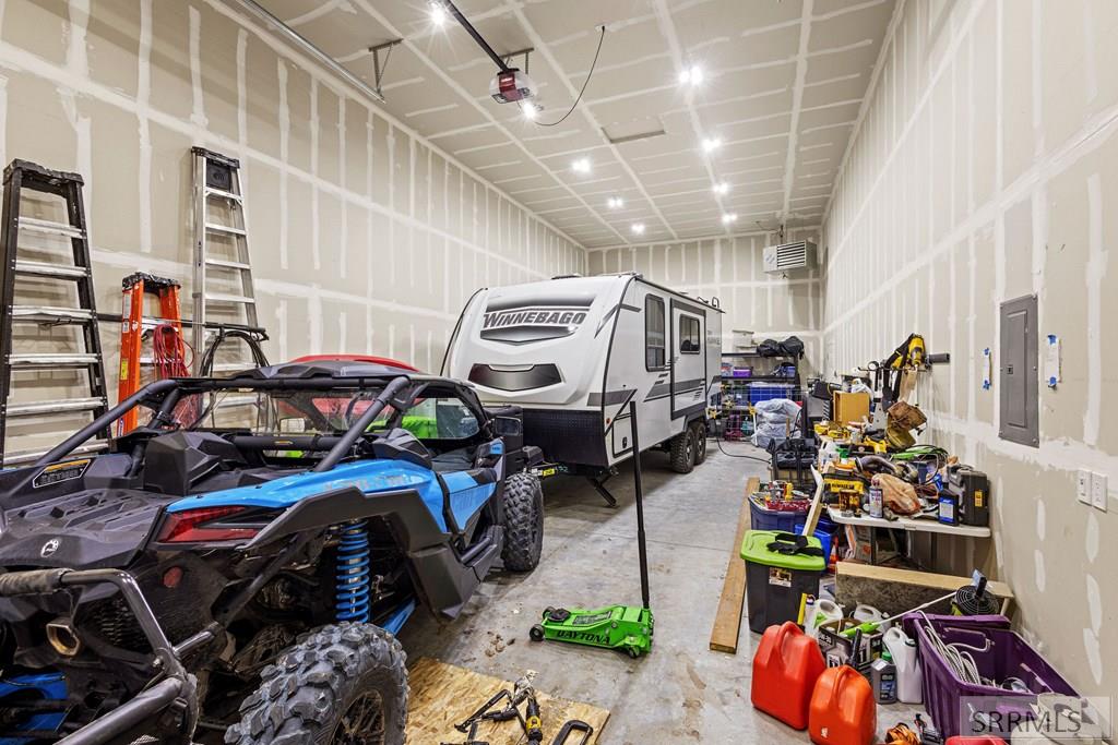 2917 Woodbridge Circle