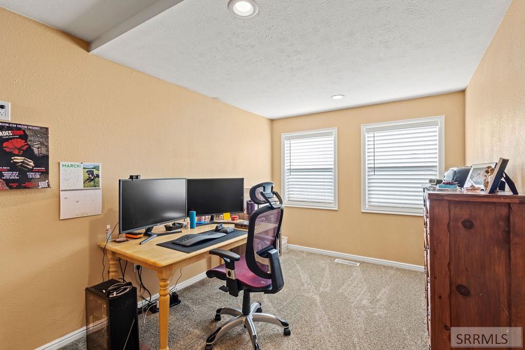 2917 Woodbridge Circle