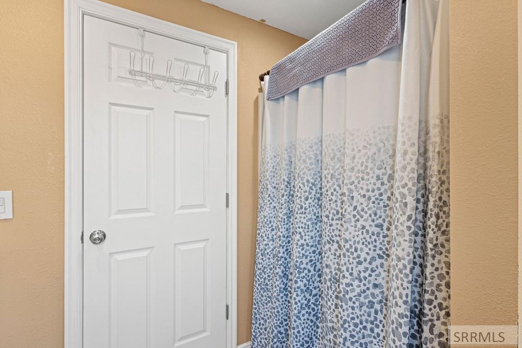 2917 Woodbridge Circle