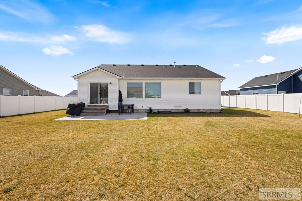 3920 N Baldwin Avenue