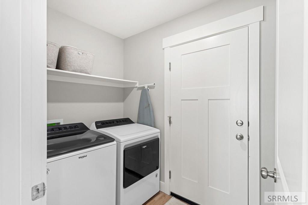 3920 N Baldwin Avenue