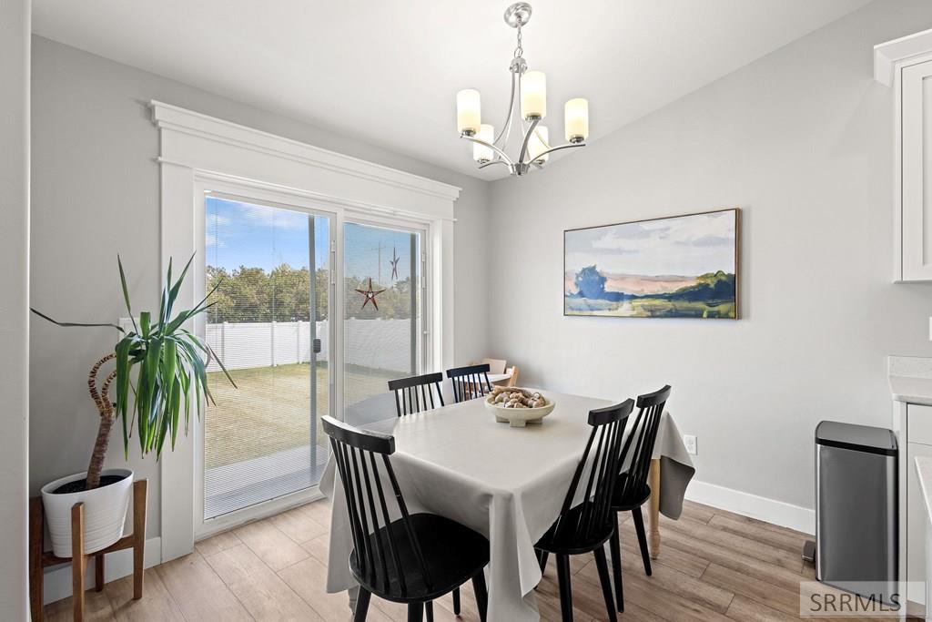 3920 N Baldwin Avenue